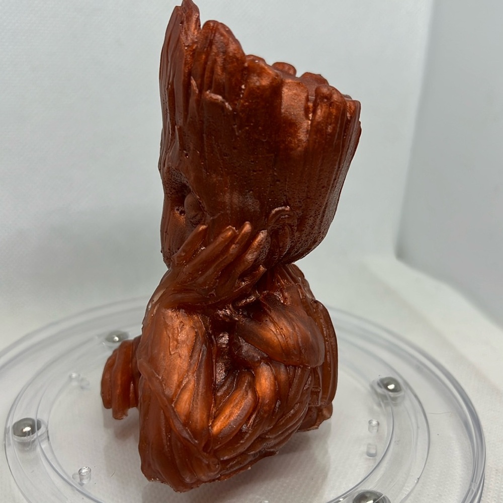 Resin Groot - Picture 9 of 16